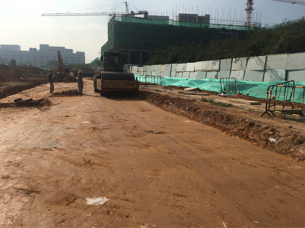 2018年10月22日光科一、二路市政工程工作日報(bào)